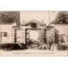 BEAUMONT-du-GATINAIS: porte de l'ancien château - très bon état