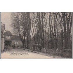 CHATEAUVILLAIN : l'entrée du parc vers 1910 - très bon état