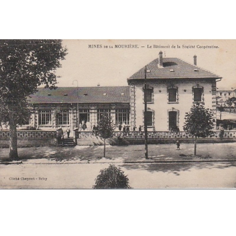 MINES DE LA MOURIERE : le bâtiment de la Société Coopérative vers 1920 - très bon état