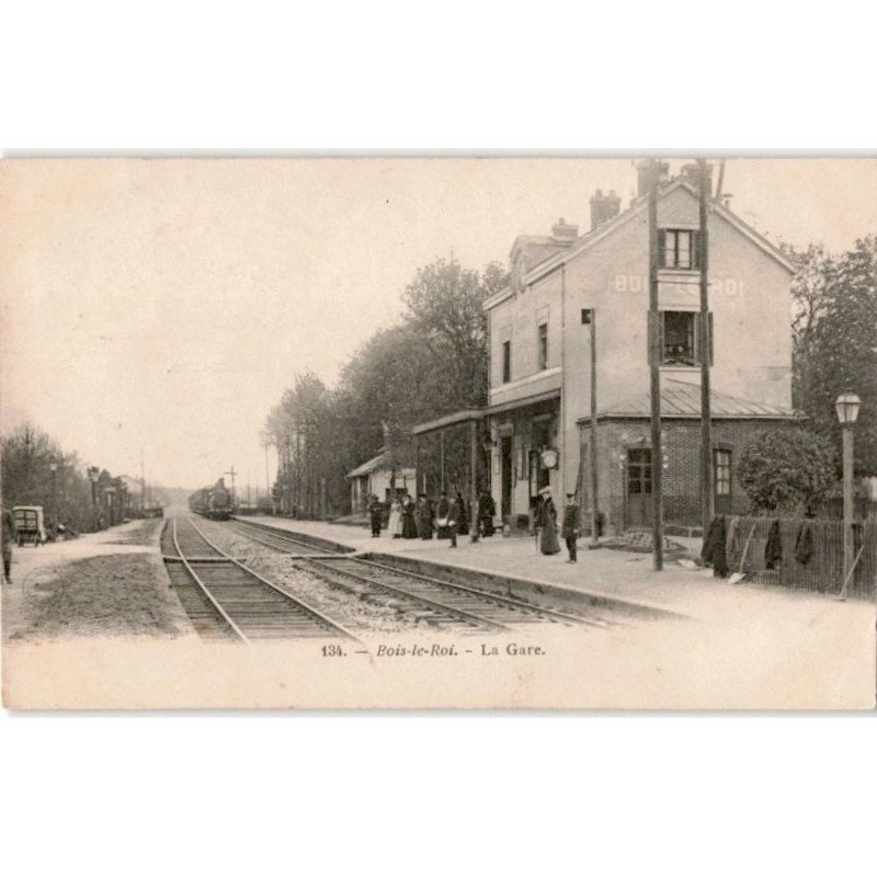 BOIS-LE-ROI: la gare - très bon état