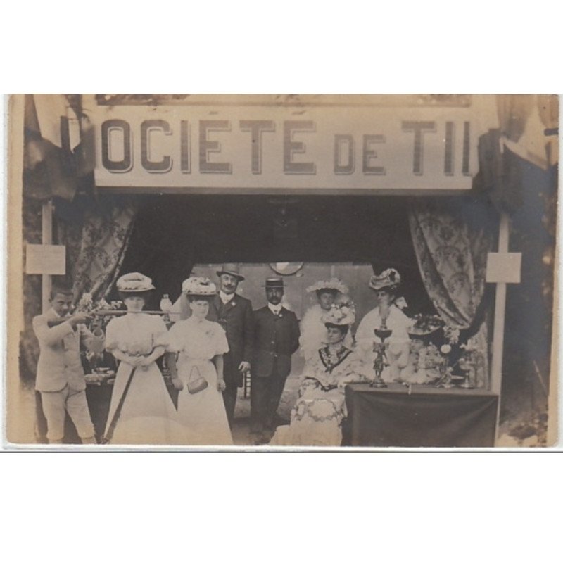 COGNAC : fêtes de Juin 1907 - kermesse - carte photo du stand de tir - très bon état