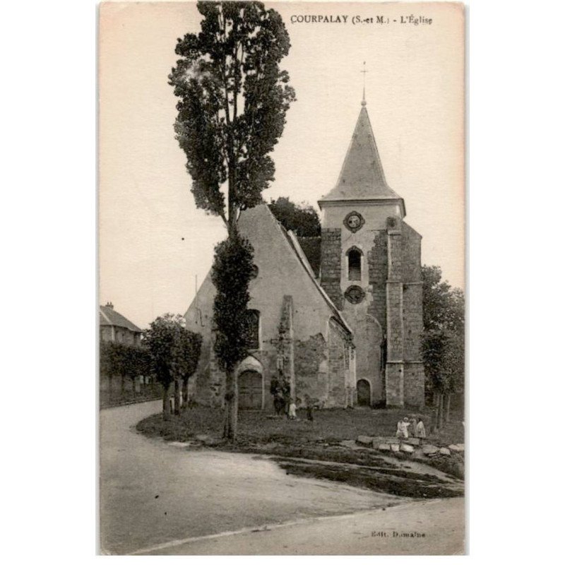 COURPALAY: l'église - très bon état