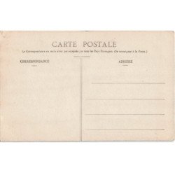 CHATEAU-LANDON: le marché - très bon état