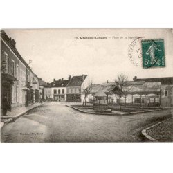 CHATEAU-LANDON: place de la république - très bon état