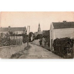 CHARTRETTES: rue de la gare - très bon état
