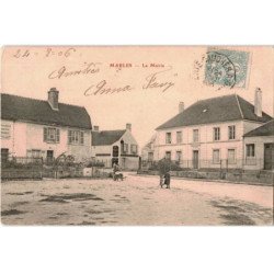 MARLES: la mairie - très bon état