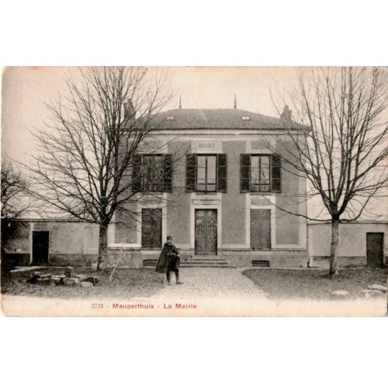 MAUPERTHUIS: la mairie - très bon état