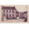 COUPRU : la mairie école vers 1920 - très bon état