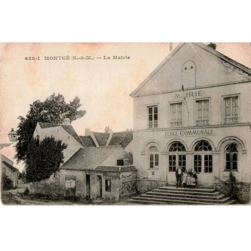 MONTGE: la mairie - très bon état