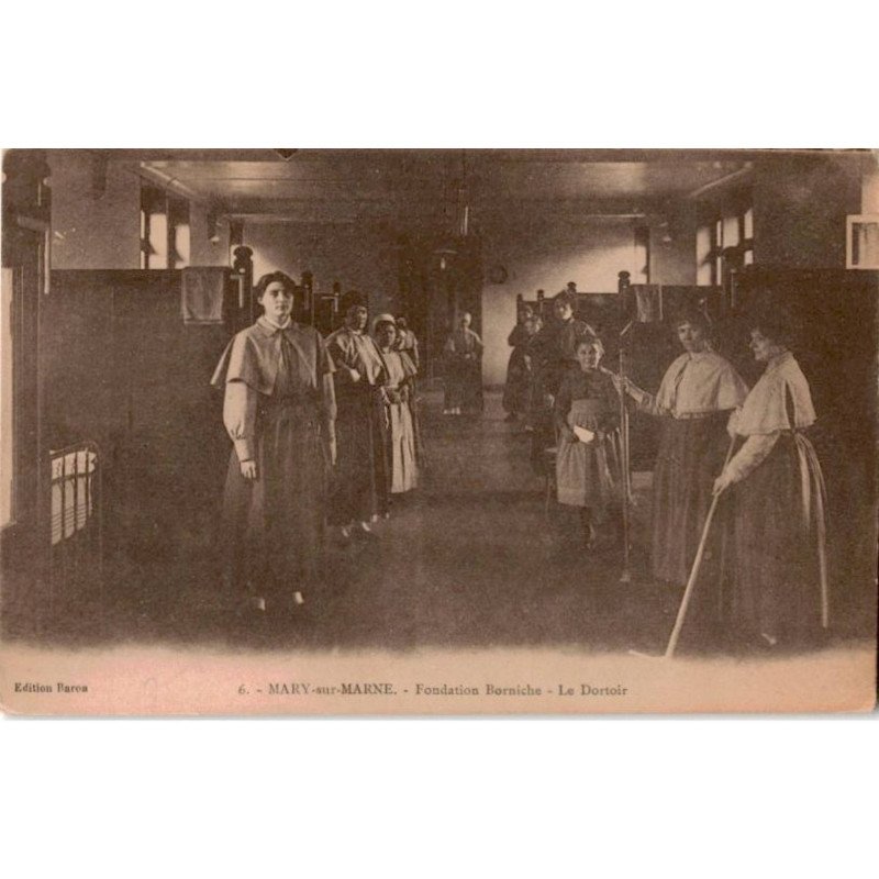 MARY-sur-MARNE: fondation borniche, le dortoir - très bon état