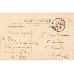 MEAUX: cour du quartier de cavalerie - très bon état