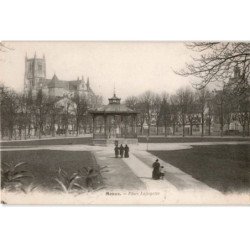 MEAUX: place lafayette - très bon état