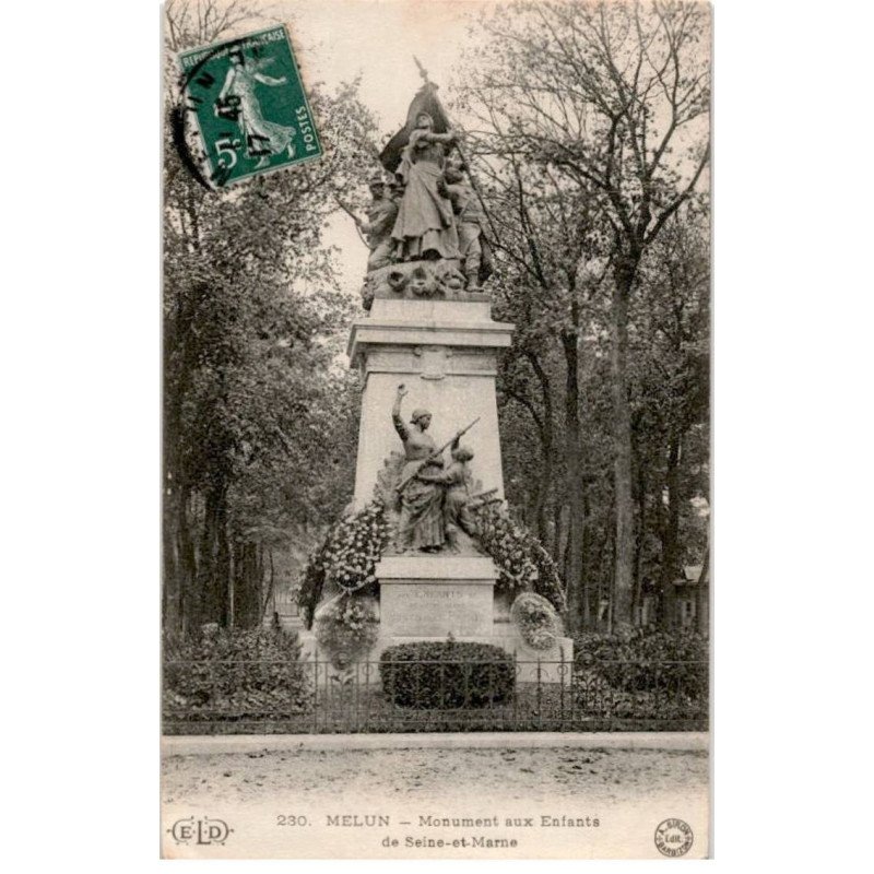 MELUN: monument aux enfants de seine-et-marne - très bon état