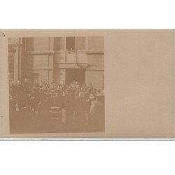 REIMS : lot de 4 cartes photo de la caserne de pompiers vers 1910 - très bon état (les cartes sont passées)