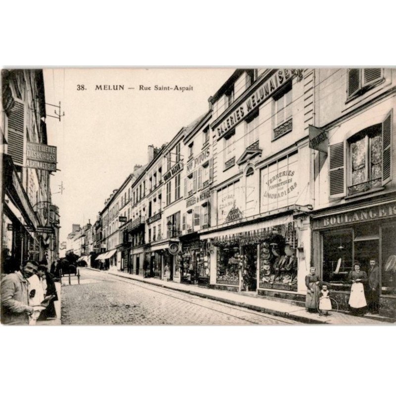 MELUN: rue saint-aspait - très bon état