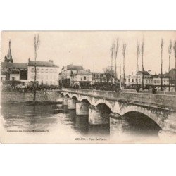 MELUN: pont de pierre - très bon état