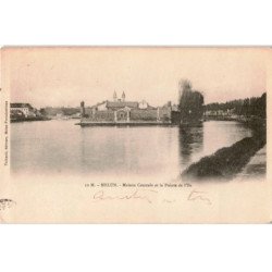 MELUN: maison centrale et la pointe de l'ile - très bon état