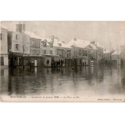 MONTEREAU: inondation de janvier 1910, la place au blé - très bon état