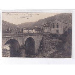 LE PONTREAU: le pont et une partie du village - très bon état