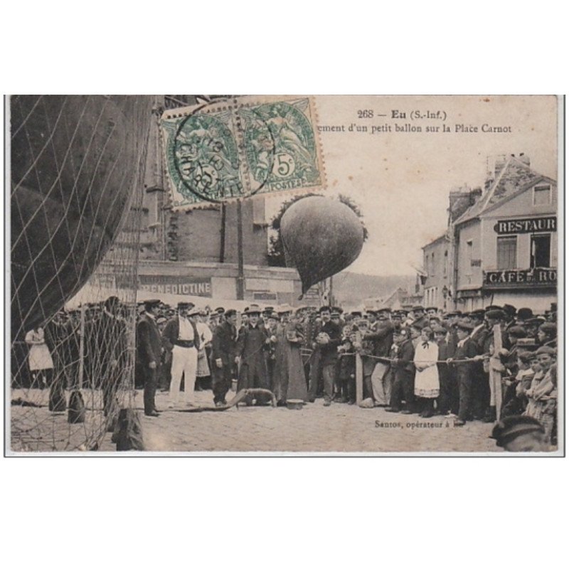 EU - Gonflement d'un petit ballon sur la Place Carnot - Très bon état