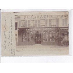 MELUN: 20 place saint-jean, pharmacie Ragot - très bon état