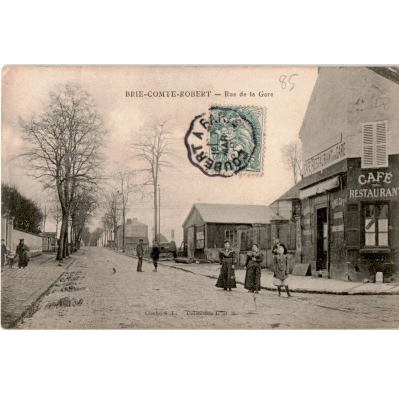BRIE COMTE ROBERT: rue de la gare - état