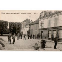 BRIE COMTE ROBERT: place des minimes - très bon état