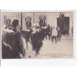 SAINTE-MAURE: grandes manoeuvres 1912, le président de la république se rendant à l'hôtel de ville - état