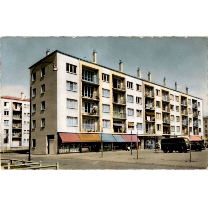 VIRY-CHATILLON: cité du buisson au borgne - très bon état