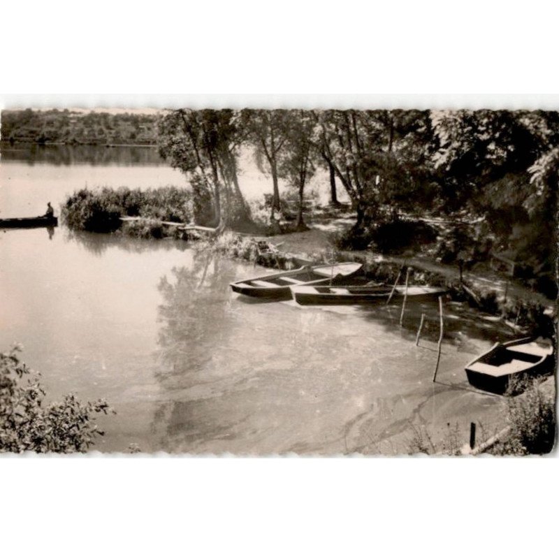 VIRY-CHATILLON: un coin de pêche - très bon état