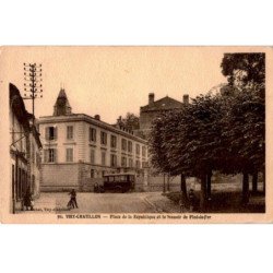 VIRY-CHATILLON: place de la république et le manoir de pied-de-fer - très bon état