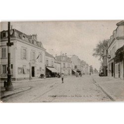 COLOMBES: la mairie - très bon état