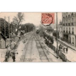 COLOMBES: l'avenue menelotte - très bon état