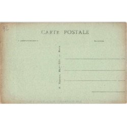 COLOMBES: place des vallées - très bon état