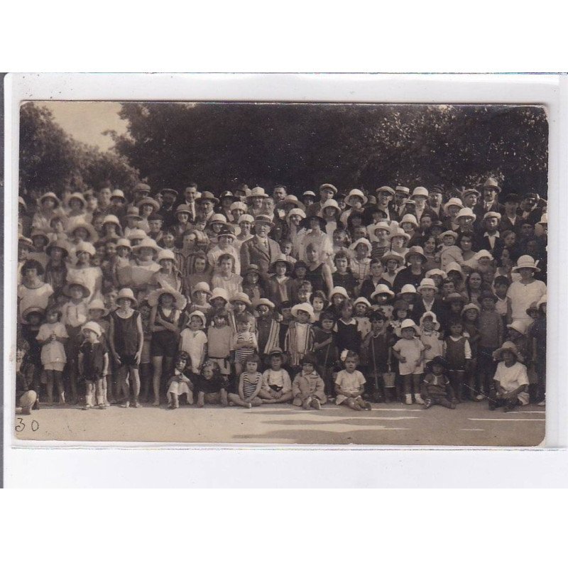 ARCACHON: groupe de personnes enfants à adultes - très bon état