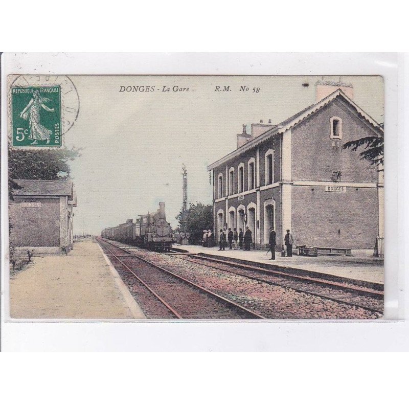 DONGES: la gare - très bon état