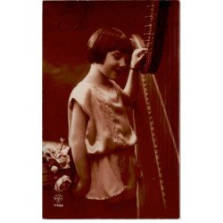 MUSIQUE: jeune fille, harpe - très bon état