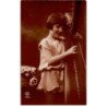 MUSIQUE: jeune enfant avec harpe - très bon état