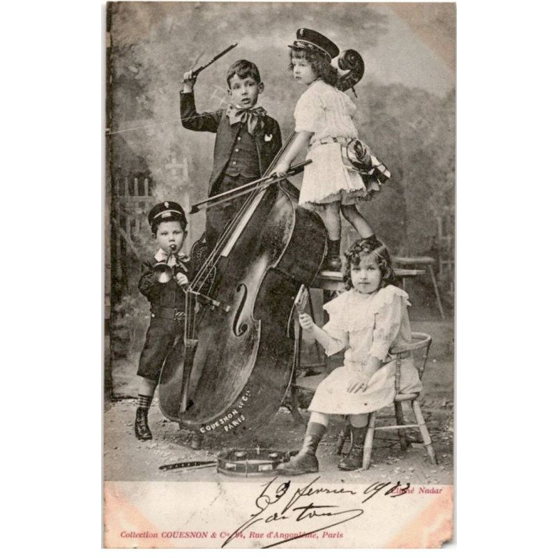 MUSIQUE: enfants et contrebasse et tambourine - très bon état
