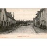 CHAMPEAUX: rue des hales - très bon état