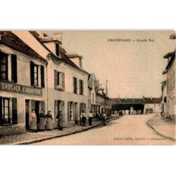 CHAMPEAUX: grande rue - très bon état