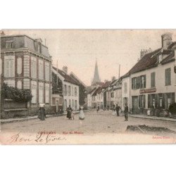 CHAUMES: rue de meaux - très bon état