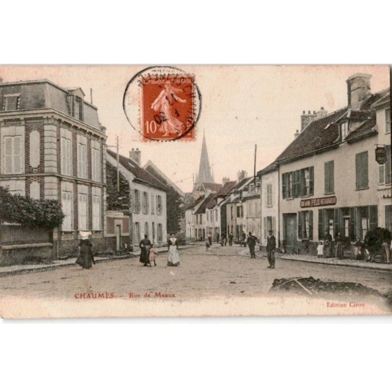 CHAUMES: rue de meaux - très bon état