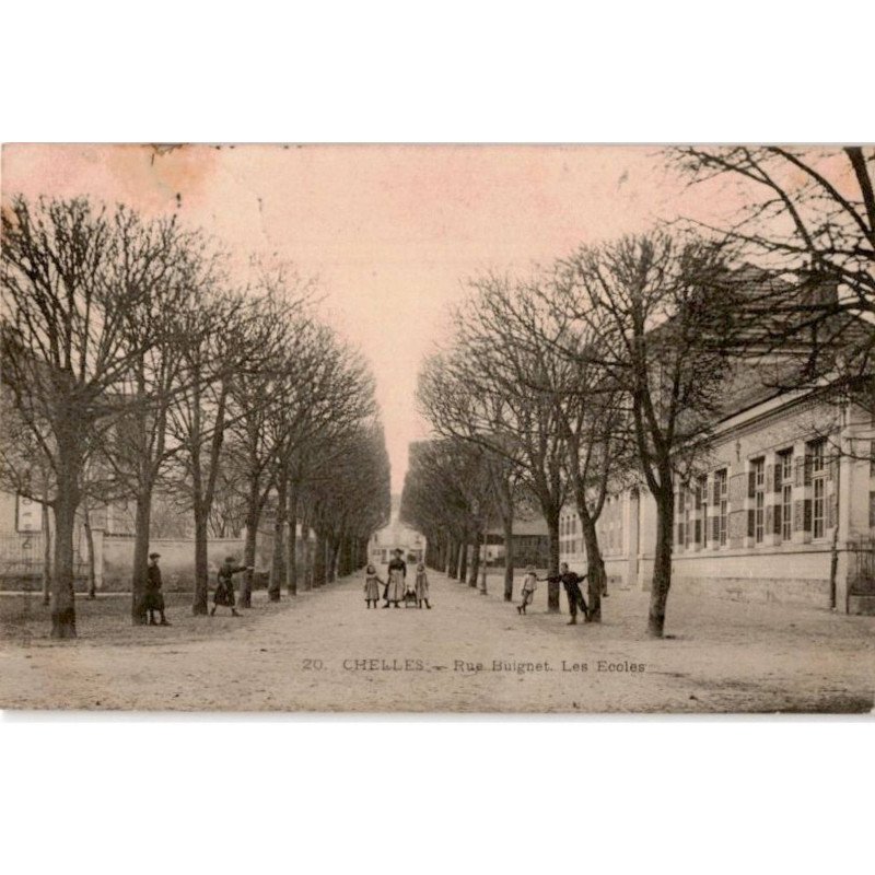 CHELLES: rue bugnet les écoles - très bon état CHELLES: rue bugnet les écoles - très bon état