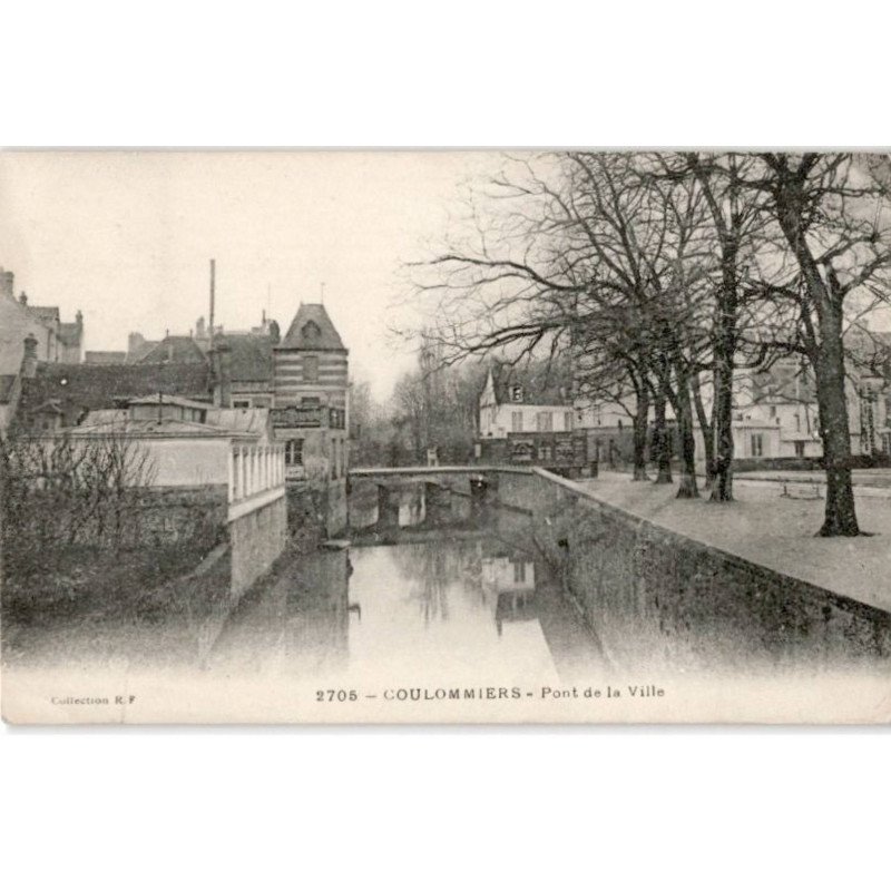 COULOMMIERS: pont de la ville - très bon état COULOMMIERS: pont de la ville - très bon état