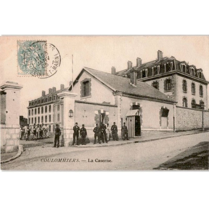 COULOMMIERS: la caserne - très bon état