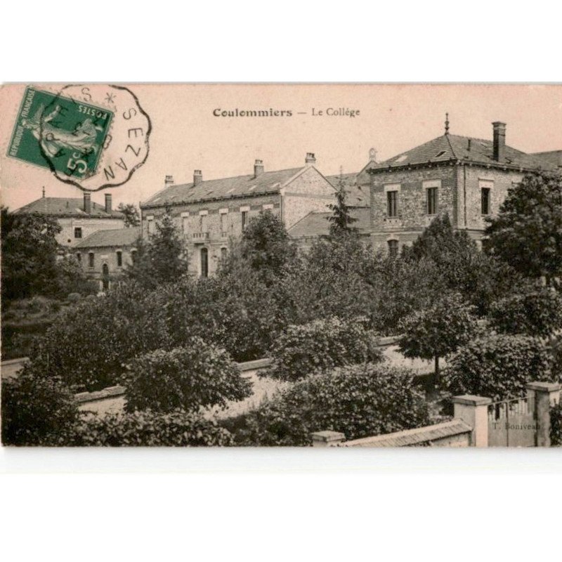 COULOMMIERS: le collège - état