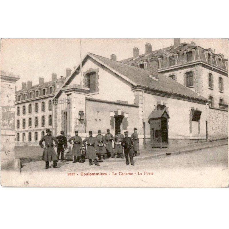 COULOMMIERS: la caserne, le poste - état