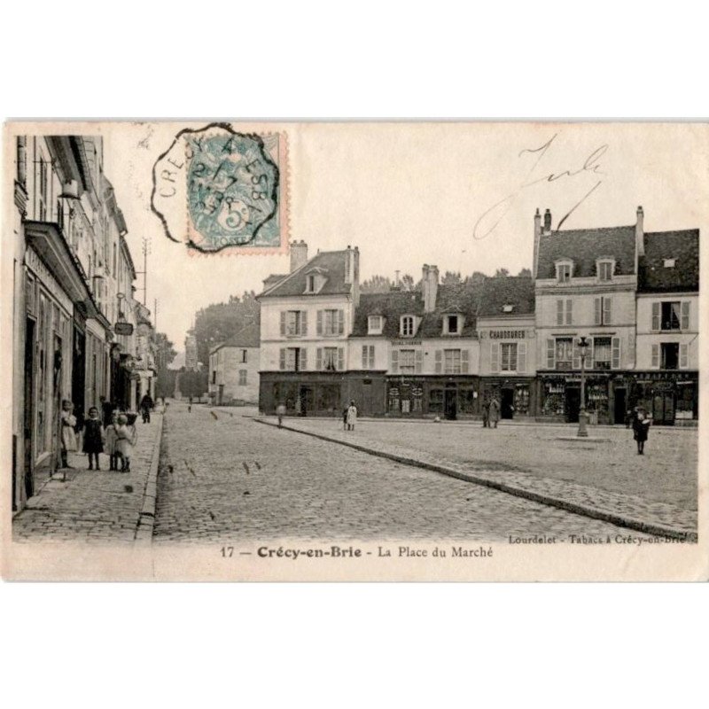 CRECY-en-BRIE: la place du marché - très bon état