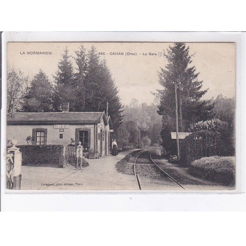 CAHAN: la gare - très bon état